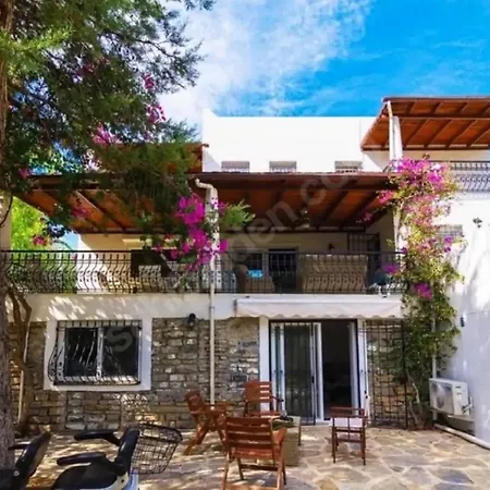 Holiday home Villa Torba *