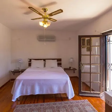 Villa Torba Holiday home Torba